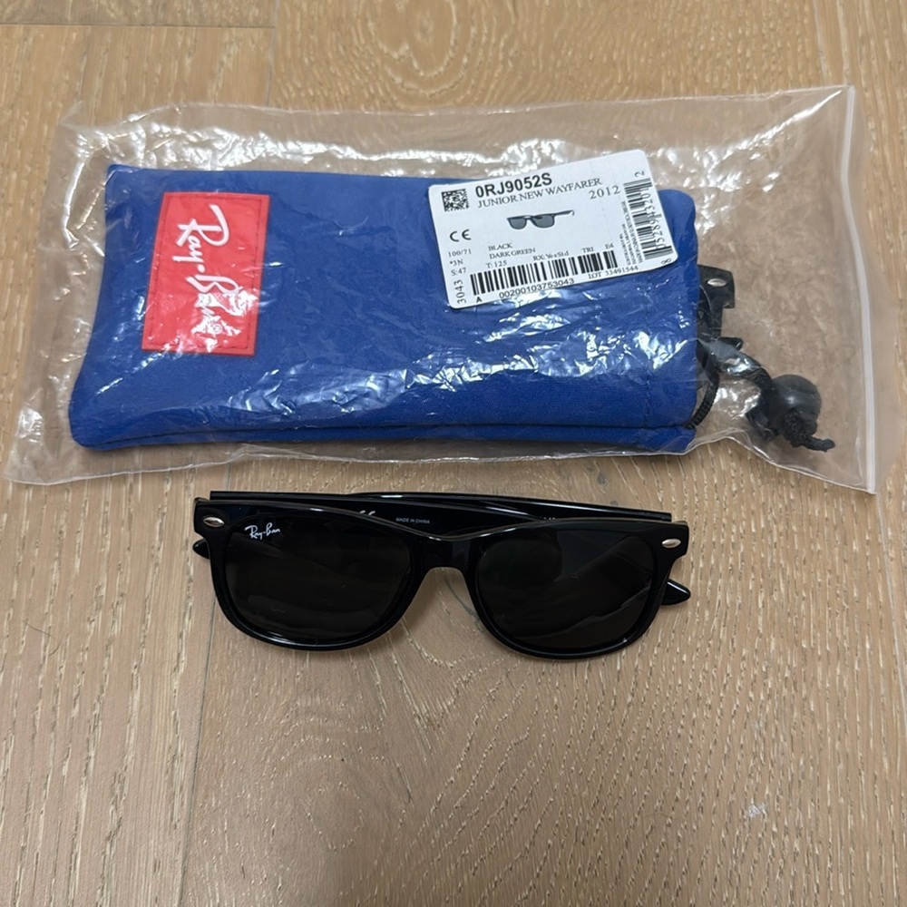 Ray Ban junior new wayfarer sunglasses